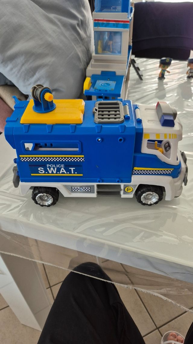 Camion Polizia Action Heroes