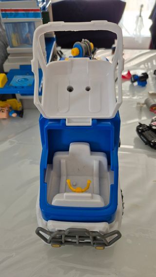 Camion Polizia Action Heroes