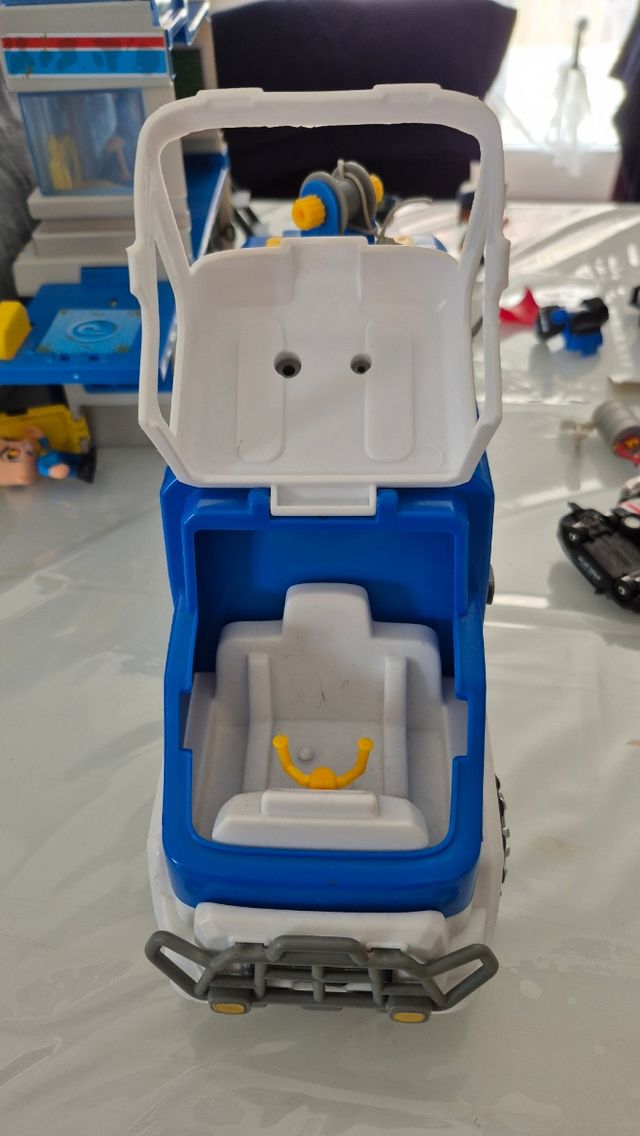 Camion Polizia Action Heroes