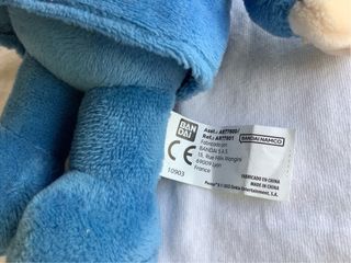 Peluche Pocoyó con sonidos. Bandai