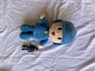 Peluche Pocoyó con sonidos. Bandai