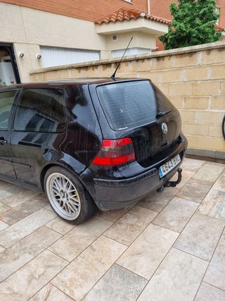 Volkswagen Golf 2002