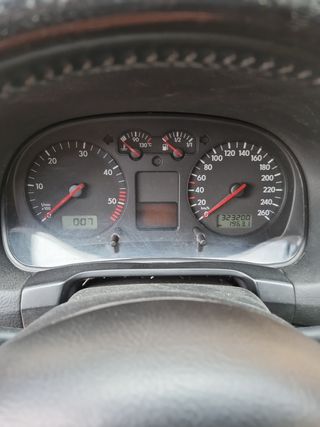 Volkswagen Golf 2002