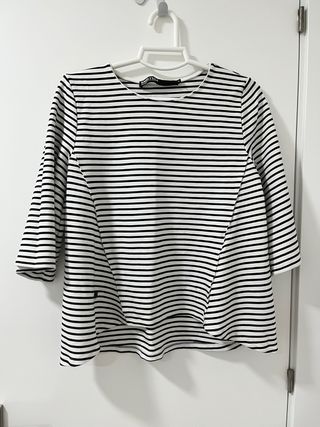 Camiseta de rayas Bimba y Lola.