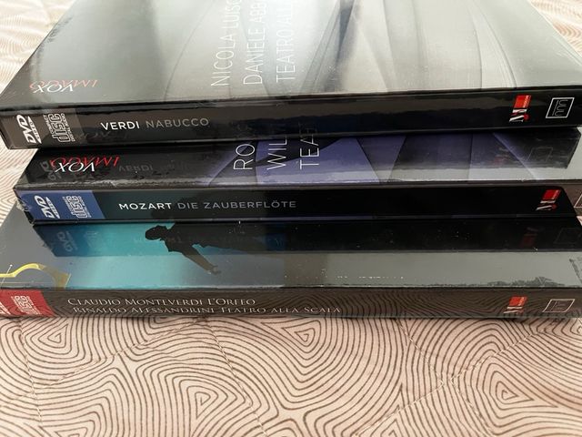 3 DVD Opera - Nabucco, Zauberflöte, L'Orfeo
NUOVI