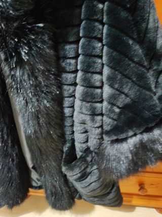 Abrigo pelo negro - Talla 52