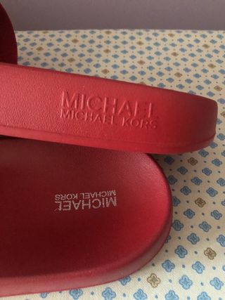 Chanclas rojas Michael Kors n 41