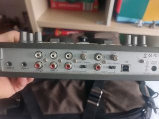 Mesa mezclas Hercules DJ Console MK2