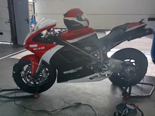 Ducati 848 2010 circuito pista