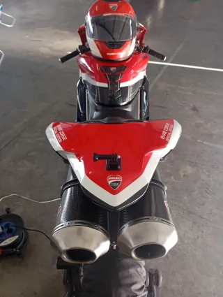 Ducati 848 2010 circuito pista