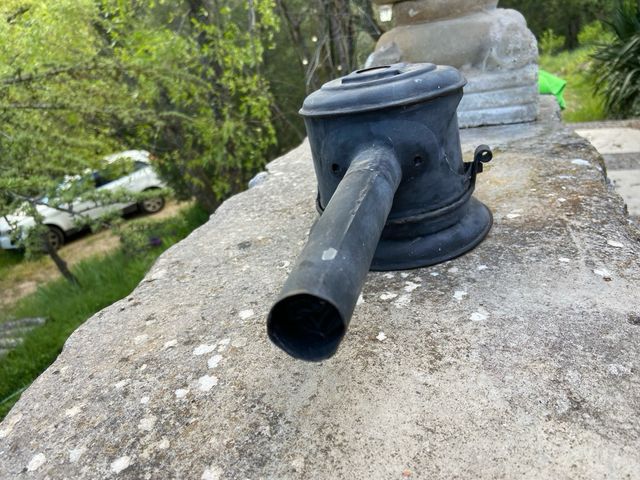 Farol antiguo de carruaje. Antigüedad