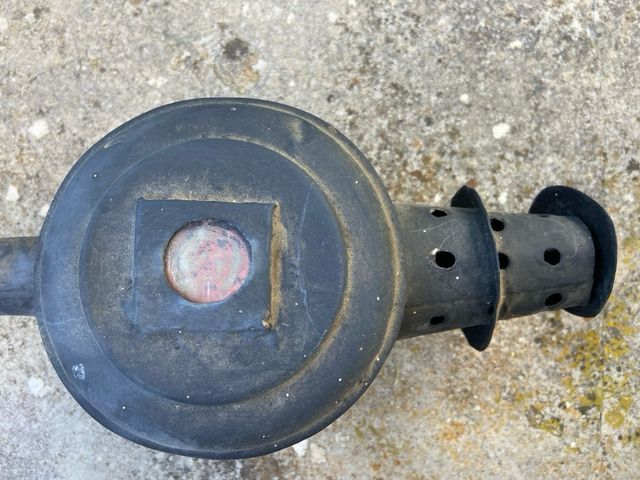 Farol antiguo de carruaje. Antigüedad