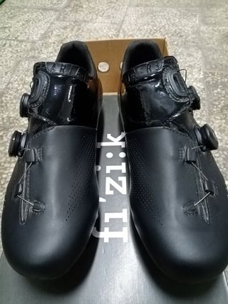 Scarpe Fizik R3 - Carbonio - 42