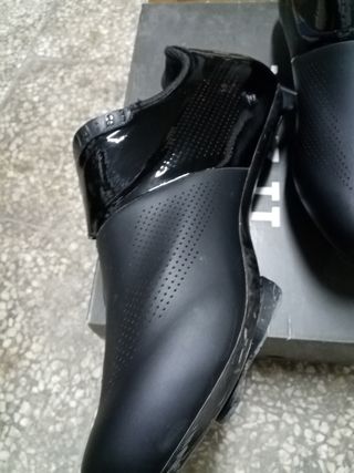 Scarpe Fizik R3 - Carbonio - 42