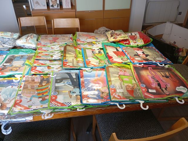 Lote 68 disfraces niños