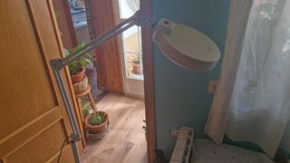Lampara lupa de pié 
