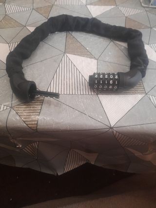 Cadena bici código numérico