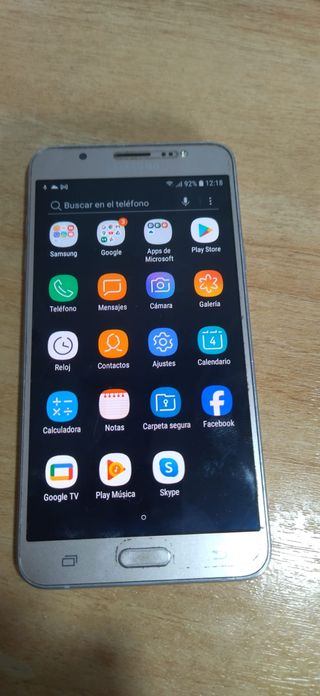 Samsung · Galaxy J7 (2016) · 16 GB · Dorado