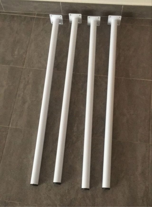 Patas de acero lacado en blanco