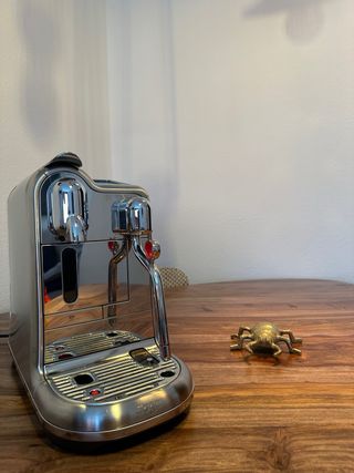Cafetera Creatista Pro Nespresso