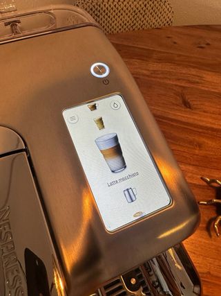 Cafetera Creatista Pro Nespresso