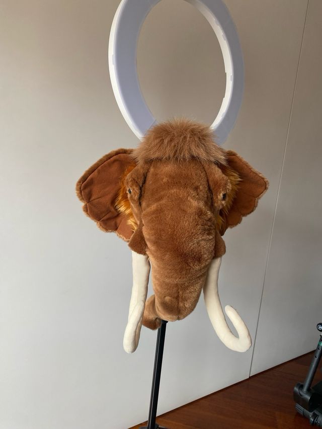 Cabeza Mamut peluche marrón marca smallable