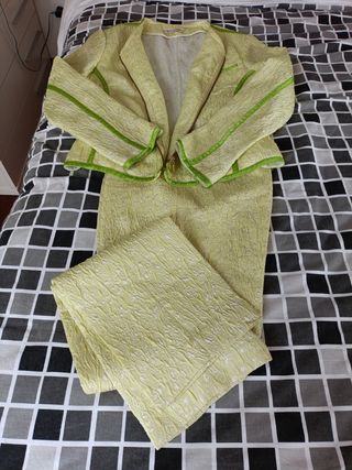 Traje chaqueta pantalón OKY COKI 36-38