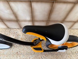 Bicicleta Kinderkraft Space naranja