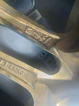 Llantas  con garganta