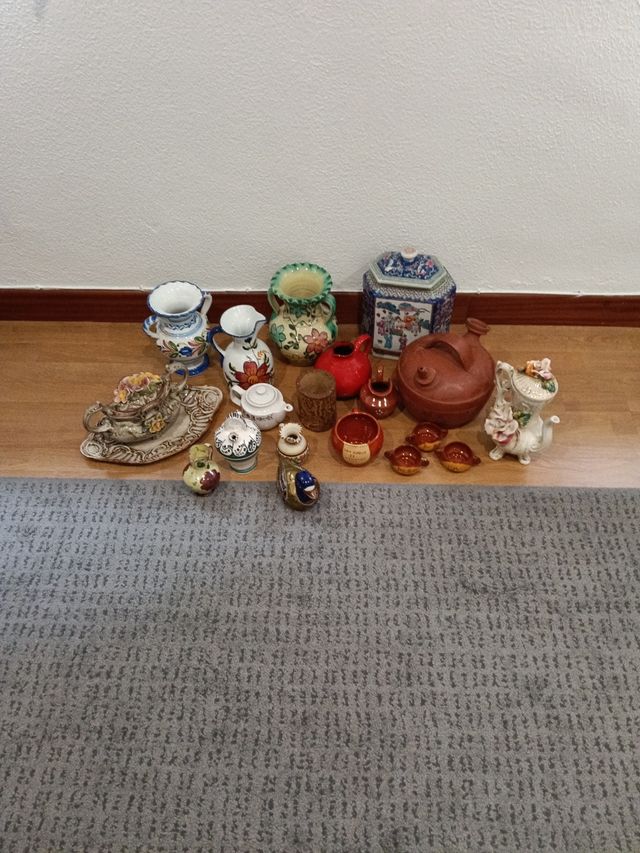 Lote cerámica ,una pieza es de campodimonte