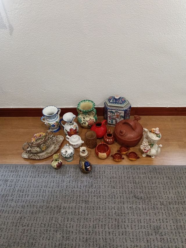 Lote cerámica ,una pieza es de campodimonte