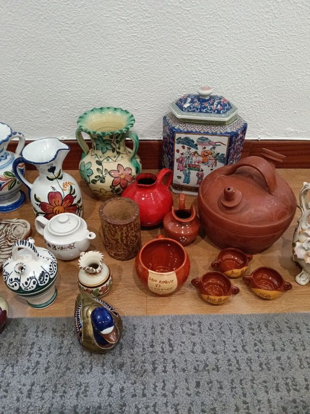 Lote cerámica ,una pieza es de campodimonte