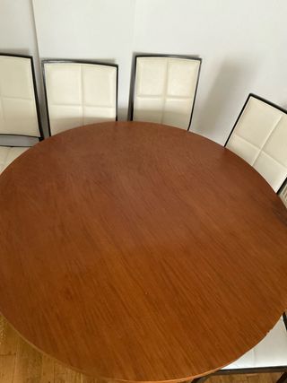 Mesa de madera redonda antigua para 6 personas