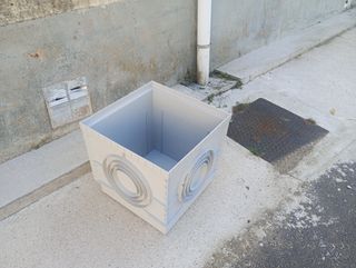 Sumidero plástico nuevo