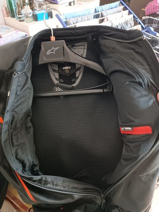 Mono Alpinestars GP Plus V2 - Talla 52