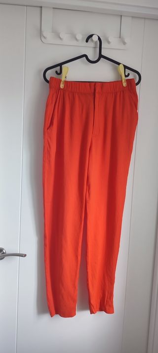 Pantalón Zara