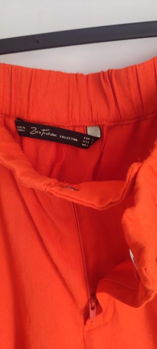 Pantalón Zara