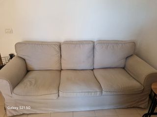 sofá EKTORP de Ikea, Sofá de 3 plazas. Oropesa