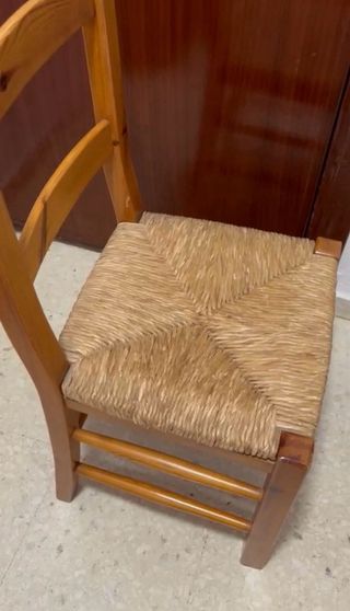 Juego de 6 Sillas de Enea como Nuevas !