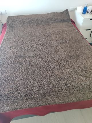 Alfombra marrón