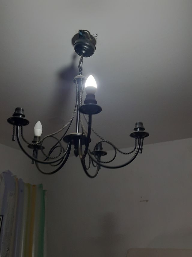 Araña negra metal 5 luces