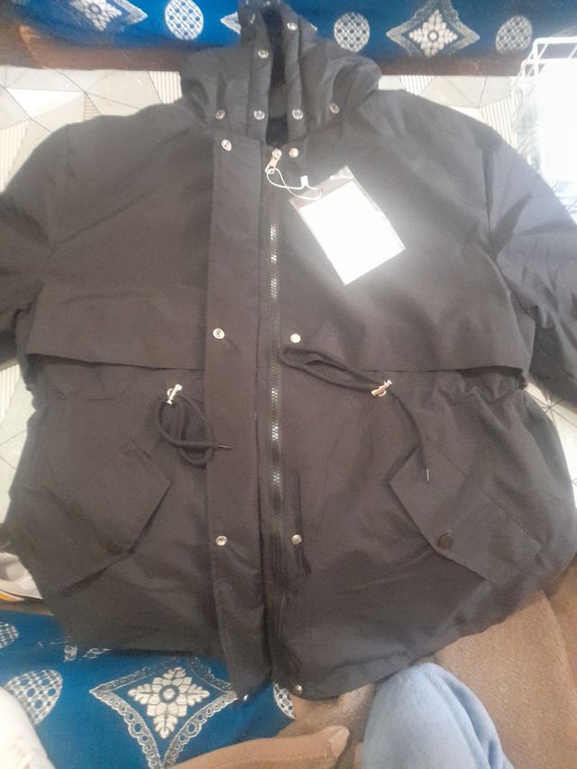 Abrigo negro mujer invierno