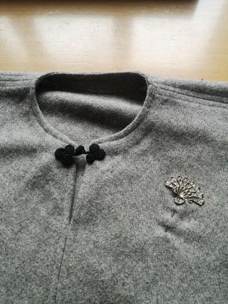 Capa traje regional niña