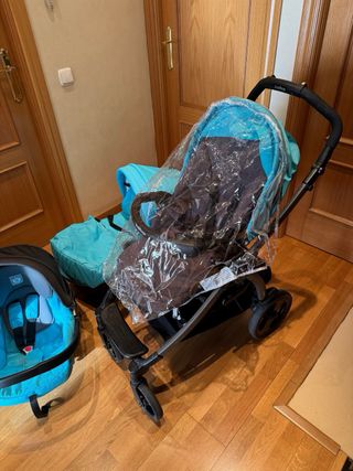 Cochecito bebé Peg Perego turquesa