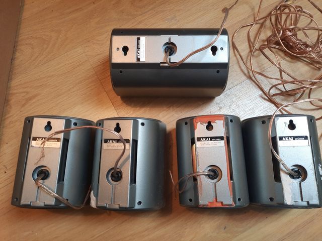 Sistema de altavoces AKAI 5.1
