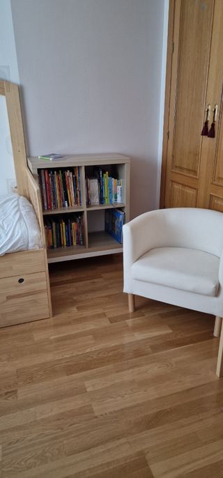 Butaca blanca - Cómoda