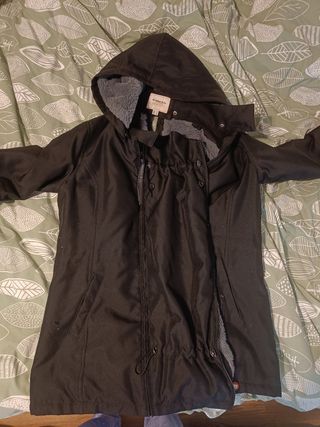 Abrigo Wombat negro talla L
