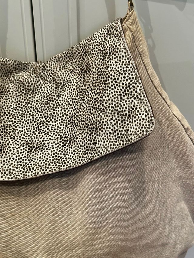 Bolso piel con solapas intercambiables