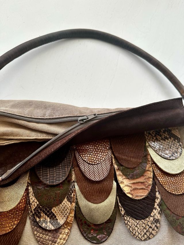 Bolso piel con solapas intercambiables