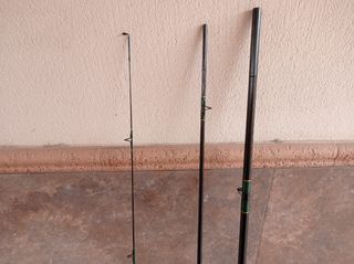 Caña de pesca a la inglesa de fibra de carbono.